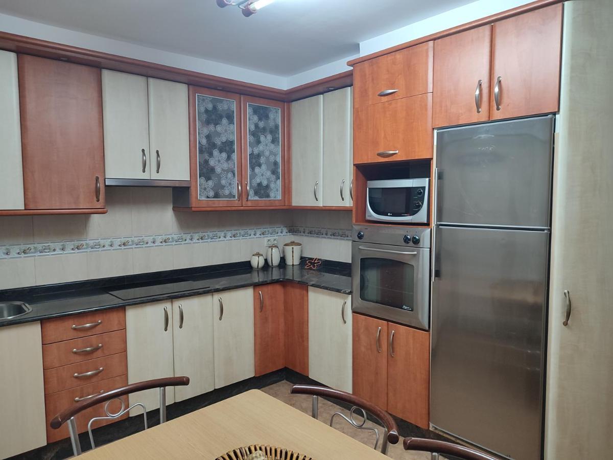 Piso Muy Grande Apartment Moana Luaran gambar
